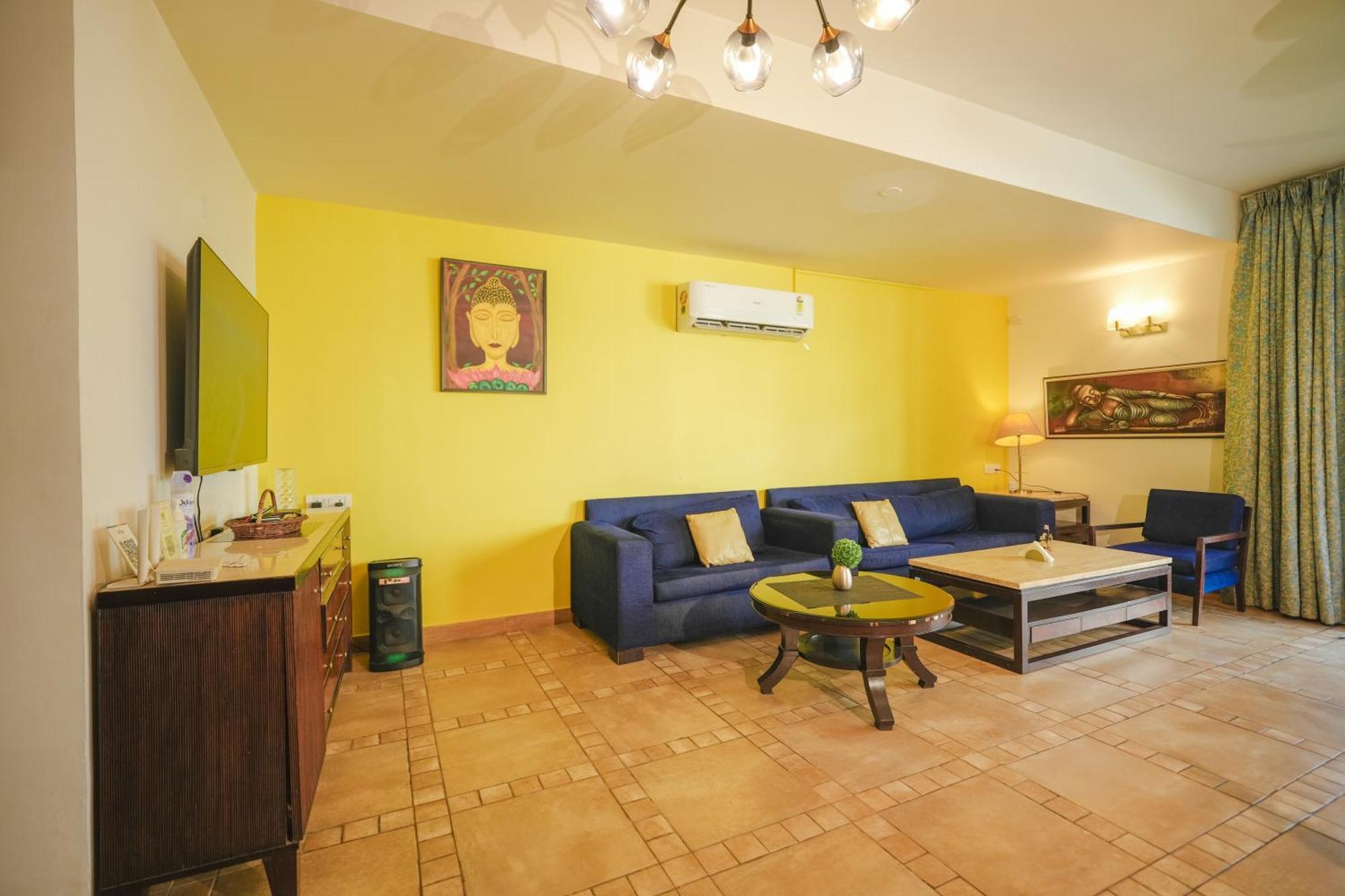 Villa M - Jia 3- 3Bhk In Candolim, Pool Facing, Near Beach, Breakfast Included Esterno foto