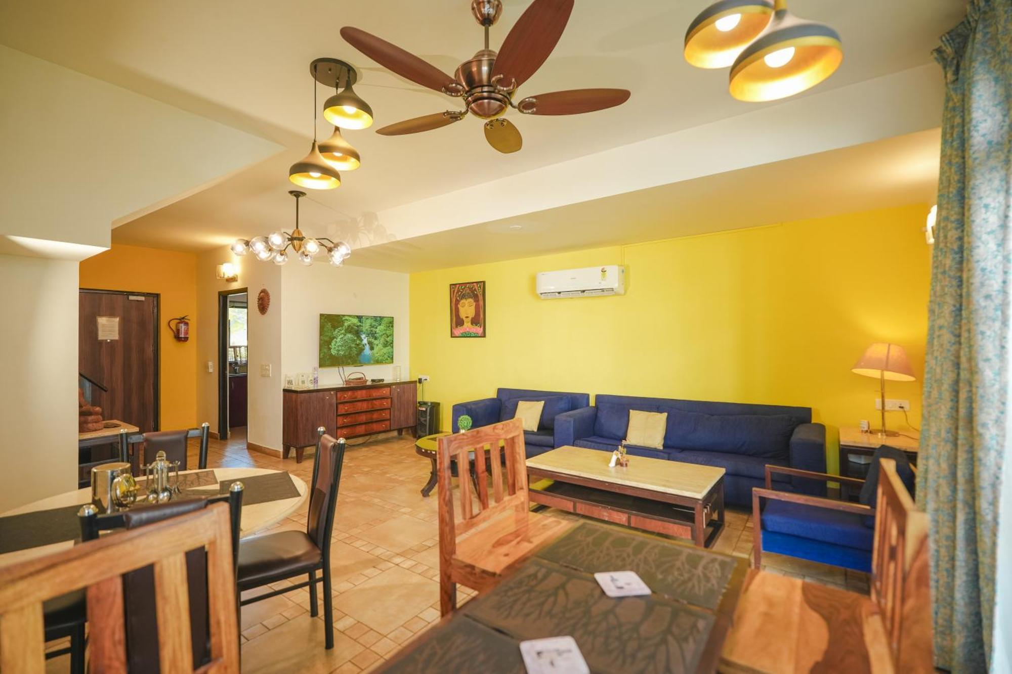 Villa M - Jia 3- 3Bhk In Candolim, Pool Facing, Near Beach, Breakfast Included Esterno foto