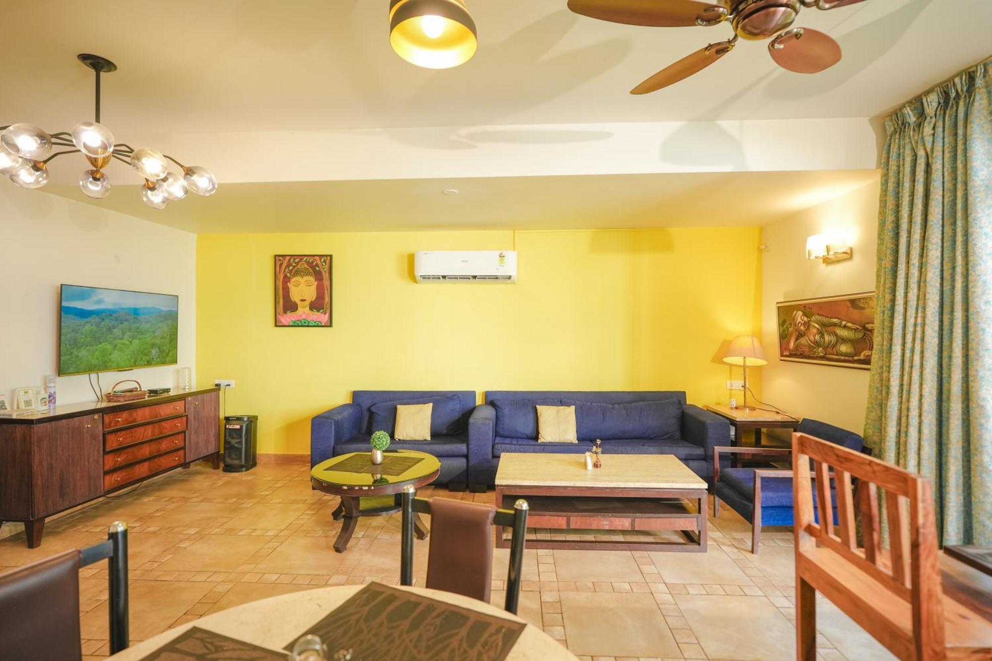 Villa M - Jia 3- 3Bhk In Candolim, Pool Facing, Near Beach, Breakfast Included Esterno foto