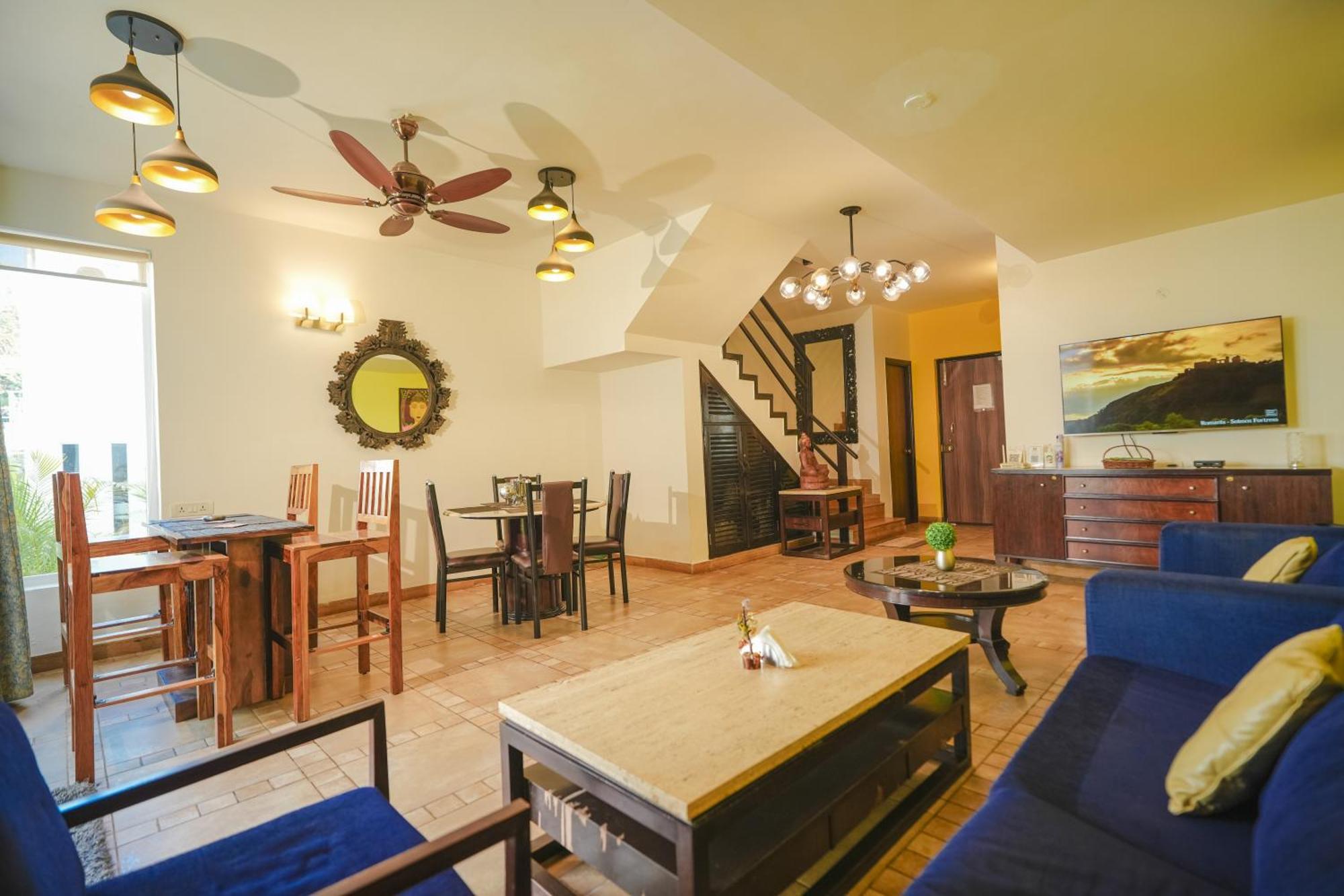 Villa M - Jia 3- 3Bhk In Candolim, Pool Facing, Near Beach, Breakfast Included Esterno foto